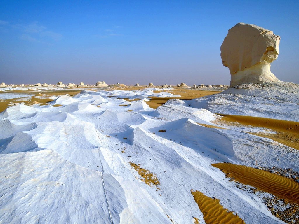 Bahariya Oasis and White Desert