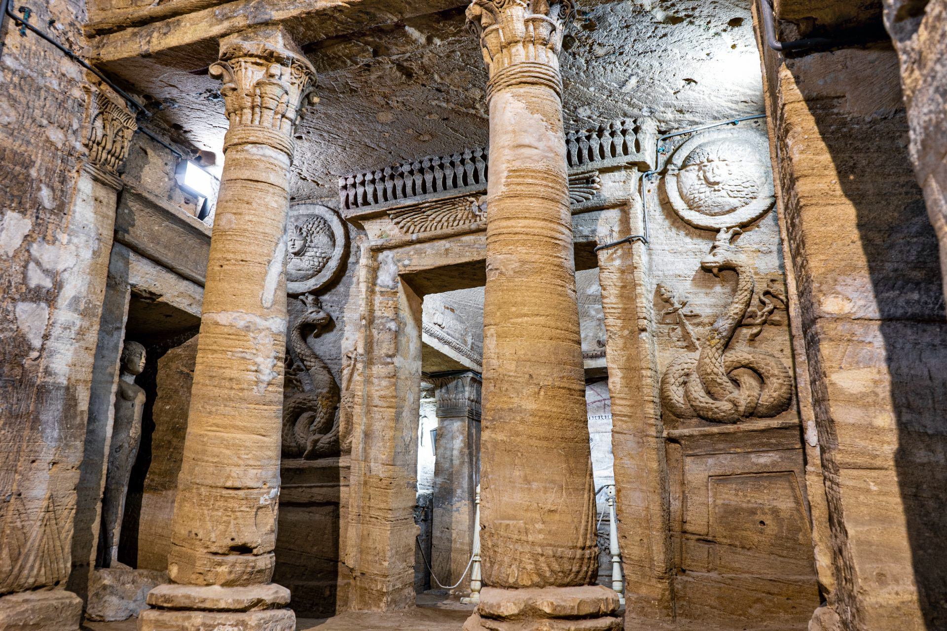 Kom El-shoqafa catacombs